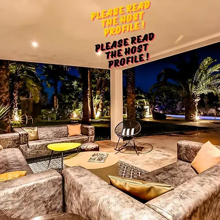 בית נופש Luxuryy With Pool